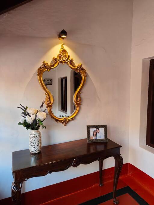 A Quaint Cottage With Rajah'S Seat View. Madikeri Exteriér fotografie